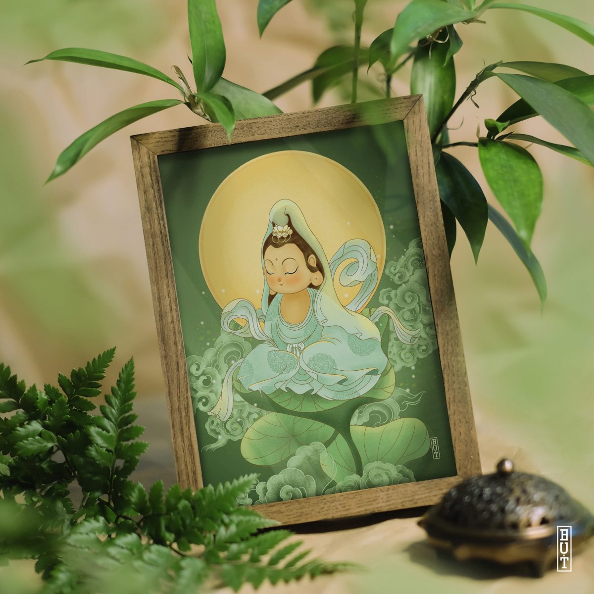 Quan Thế Âm Bồ Tát Toạ Lá Sen